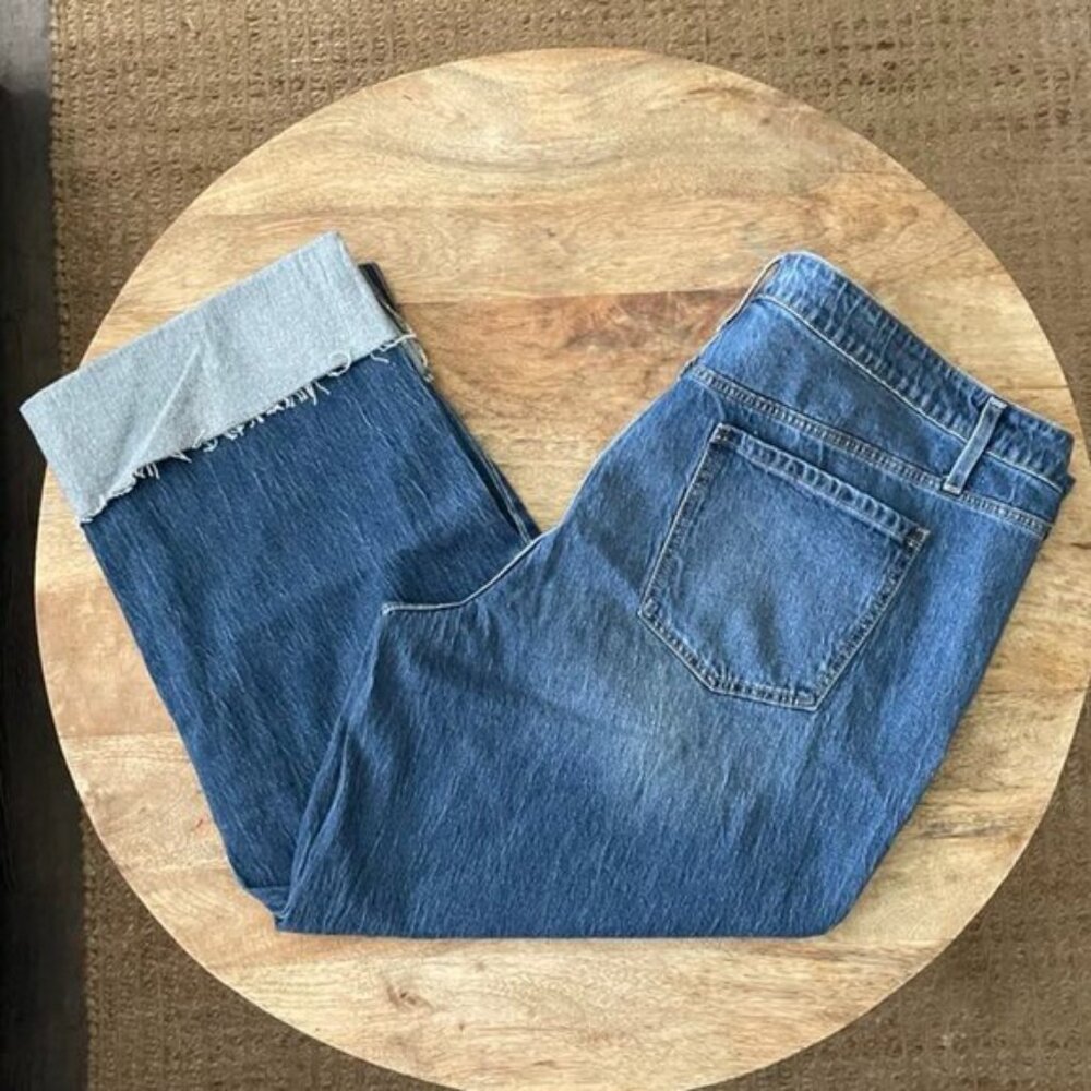 NEW 26W Women's Dark Wash High Rise Jeans - Picture 3 of 3
